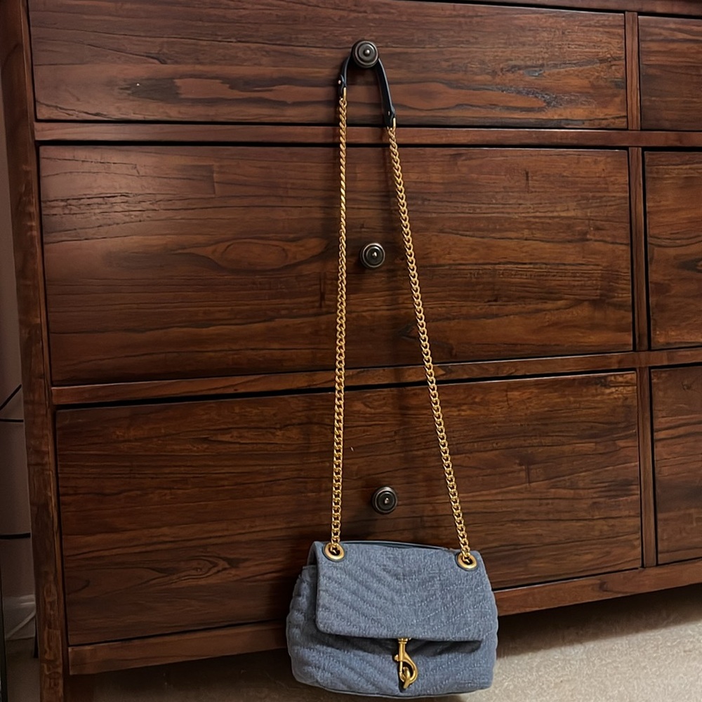Rebecca Minkoff Quilted Shoulder Bag. New - Picture 4 of 8